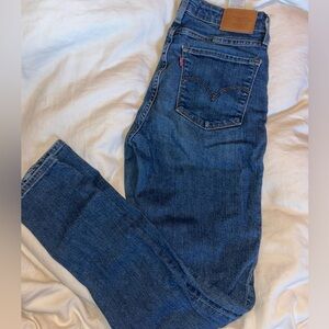 Levi's Classic Indigo Straight Jeans 
Levi’s 721